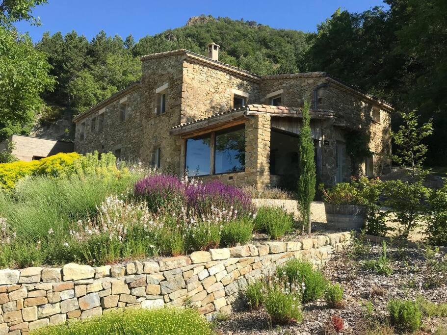 Вилла Magnifique Domaine En Drome Provencale Pour 30 Pers Teyssieres Экстерьер фото